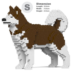 Real size of the Alaskan Malamute 01-M02 next to a 13-inch tablet
